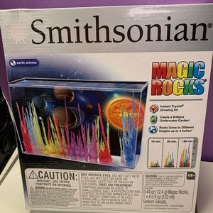 Smithsonian Magic Rocks